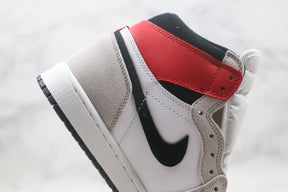 Jordan 1 Retro High Light Smoke Grey