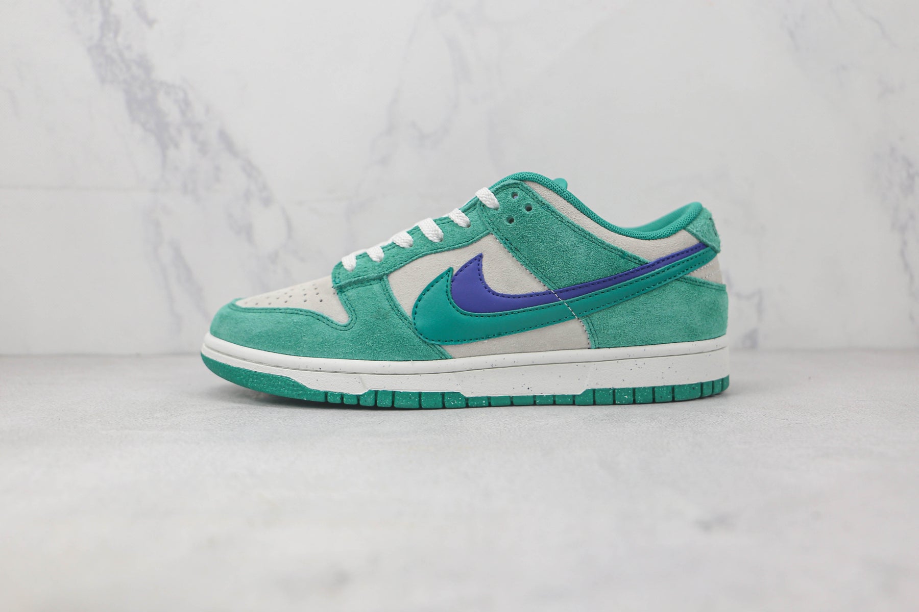 Nike Dunk Low SE 85 Neptune Green