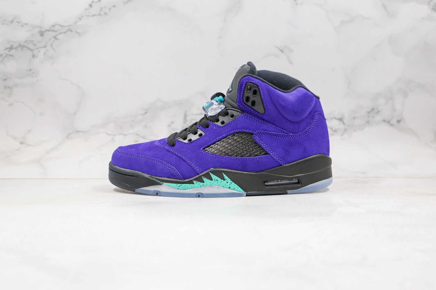 Jordan 5 Retro Alternate Grape