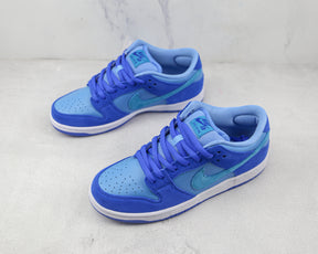 Nike SB Dunk Low Blue Raspberry