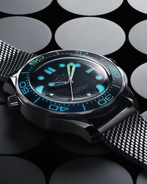 Relógio Seamaster Diver 300M 42mm James Bond 60th anniversary - Acompanha Caixa + Certificado